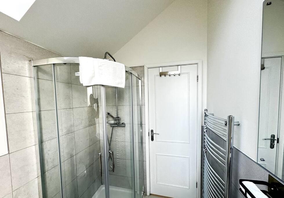 Hutchcomb Villa, 4 Bed Luxury House,Oxford+Parking المظهر الخارجي الصورة